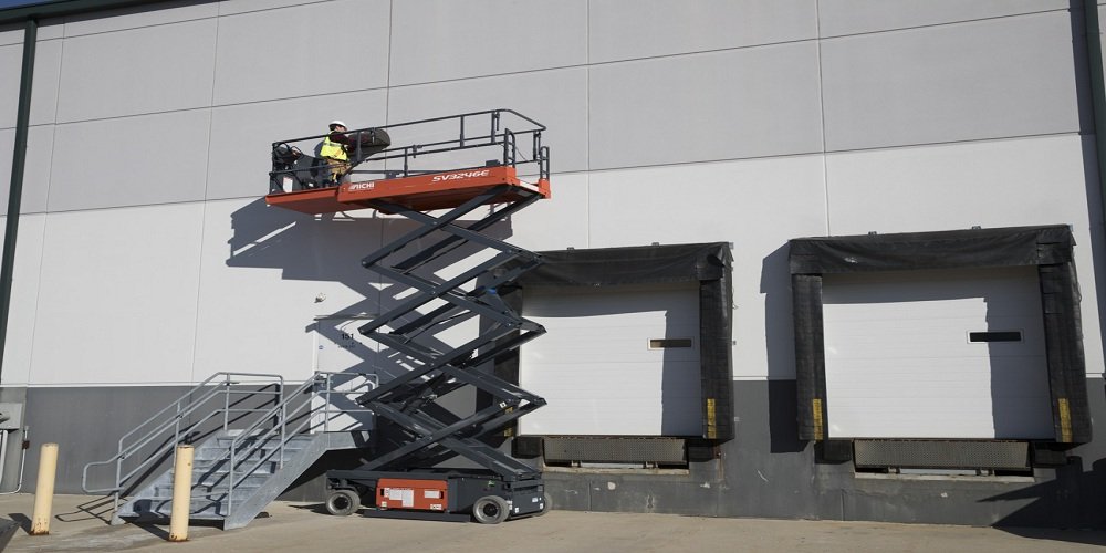 Things You Should Avoid When Using Scissor Lifts