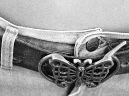 How to Mix Vintage and Modern Styles: Tips for Wearing Vintage Belt Buckles Today