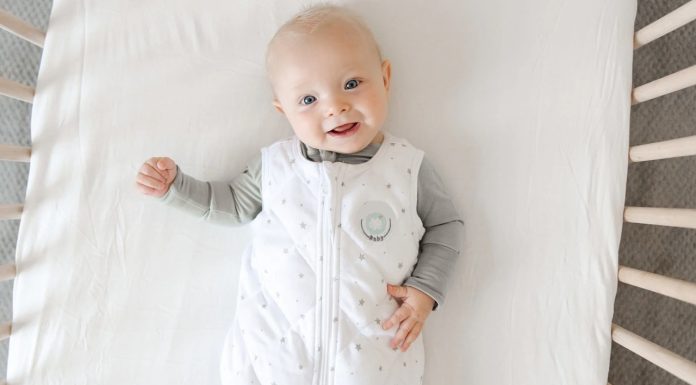 Parent Checklist: How to Dress a Baby for Safe and Sound Sleep